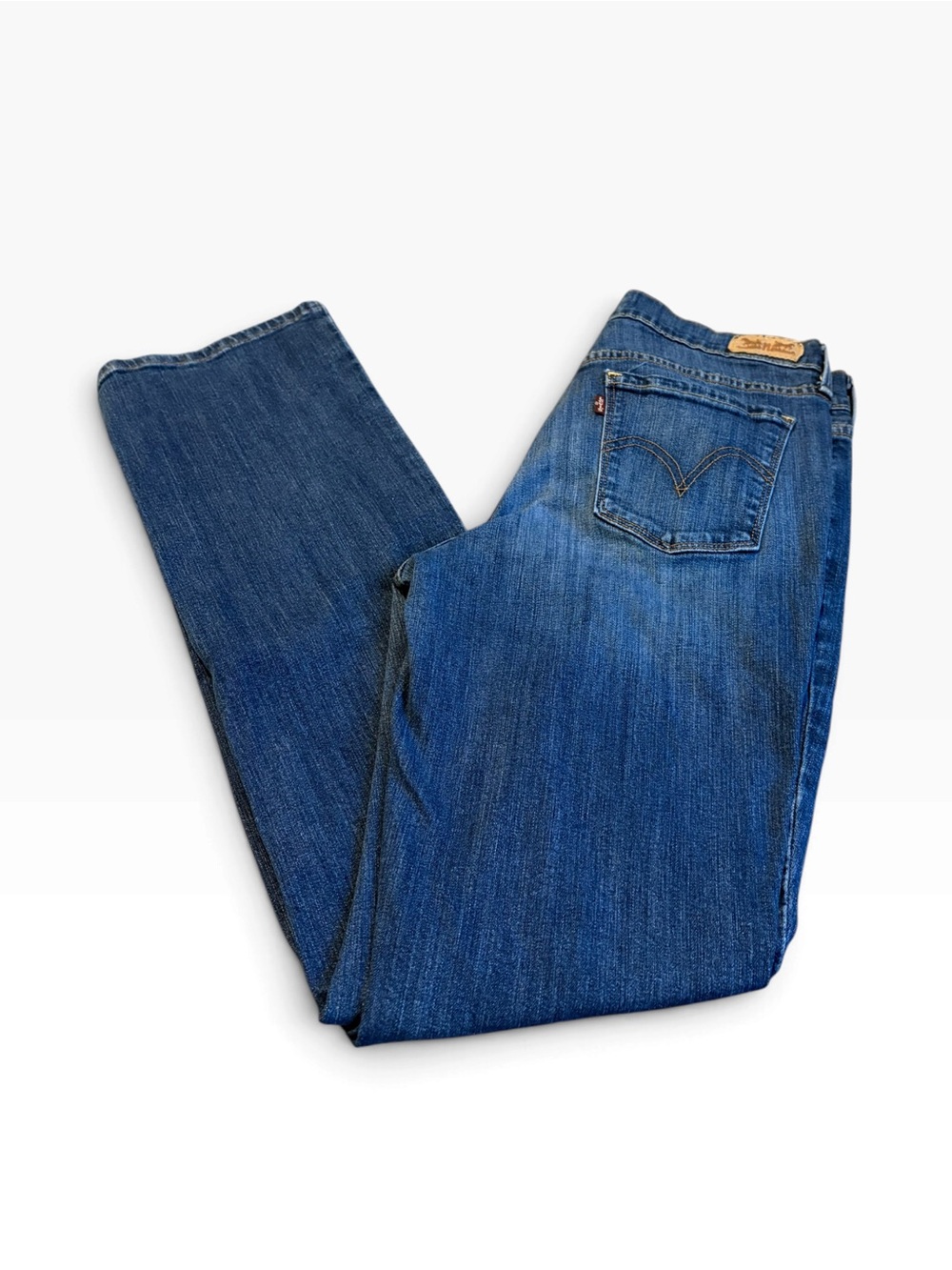LEVI’S 505 straight leg jean